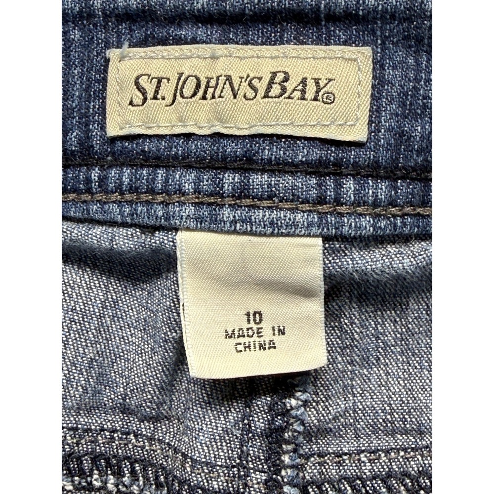 St. John's Bay Bermuda Shorts Womens 10‎ Blue Denim Stretch Mid Rise Cuffed Hem - Picture 4 of 11
